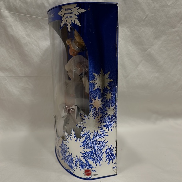 Cinderella Barbie - Picture 2 of 6